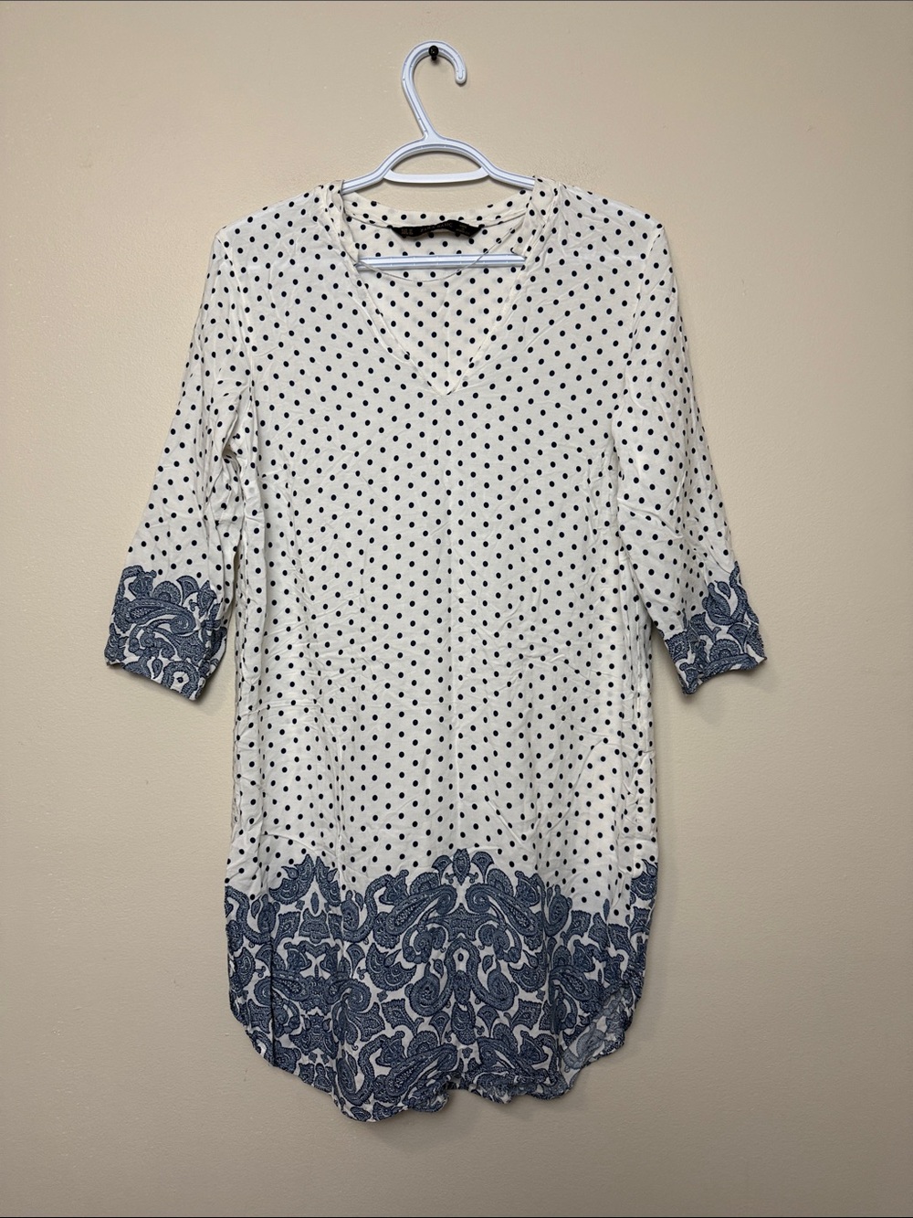 Zara White Tunic with Navy Polka Dot and Paisley Trim size M 100% cotton